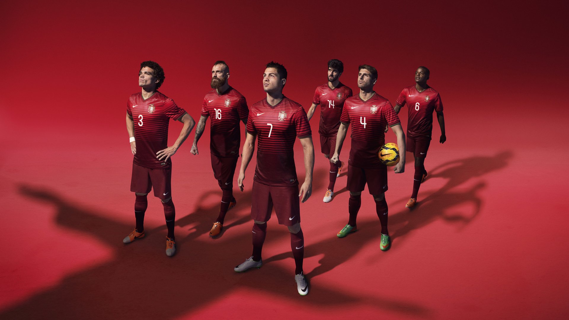 德甲比赛精彩纷呈，变化多端的战术带来丰富看点，德甲赛制规则